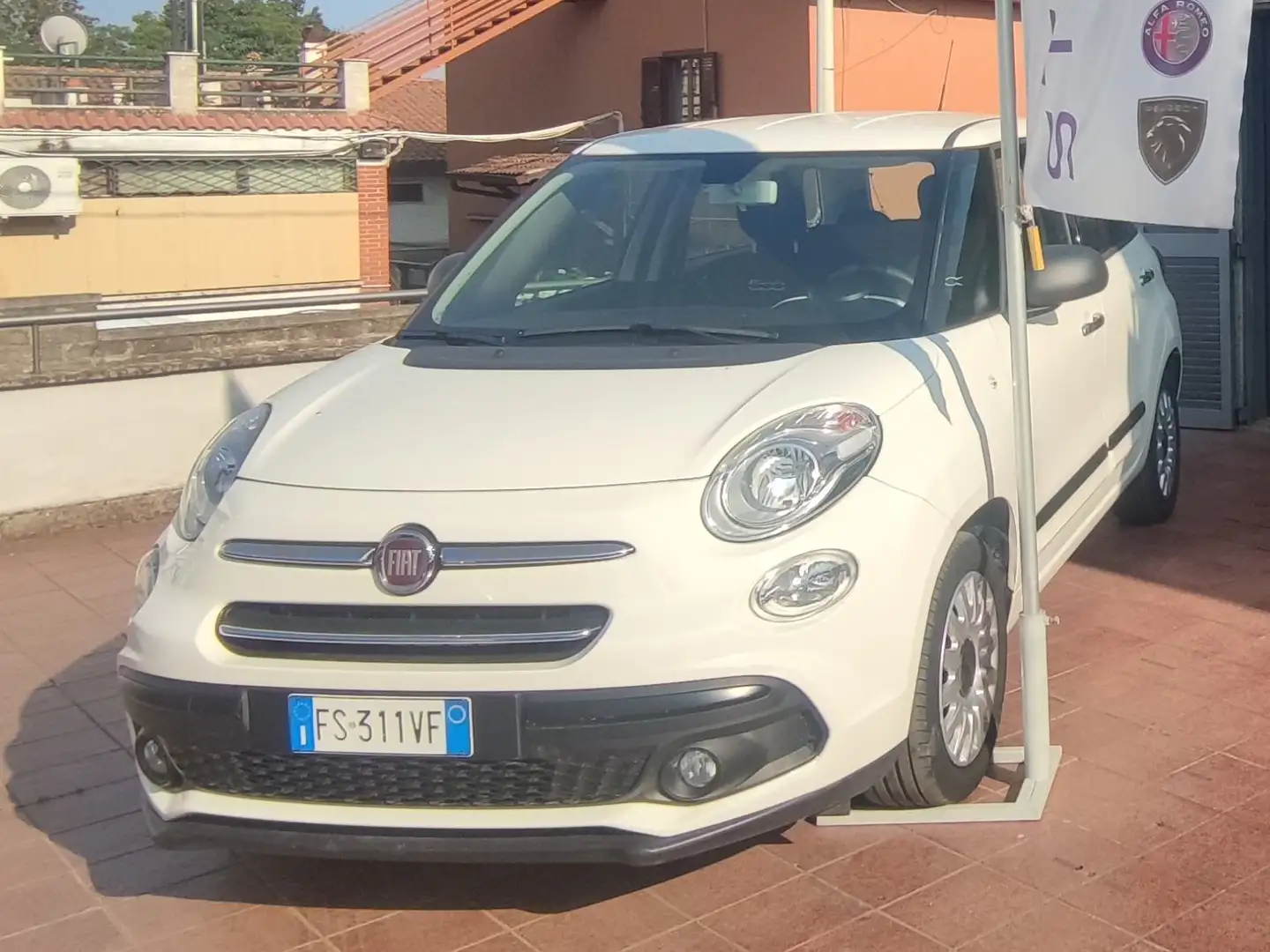 Fiat 500L 500L 1.3 mjt Urban 95cv my19 Bianco - 1