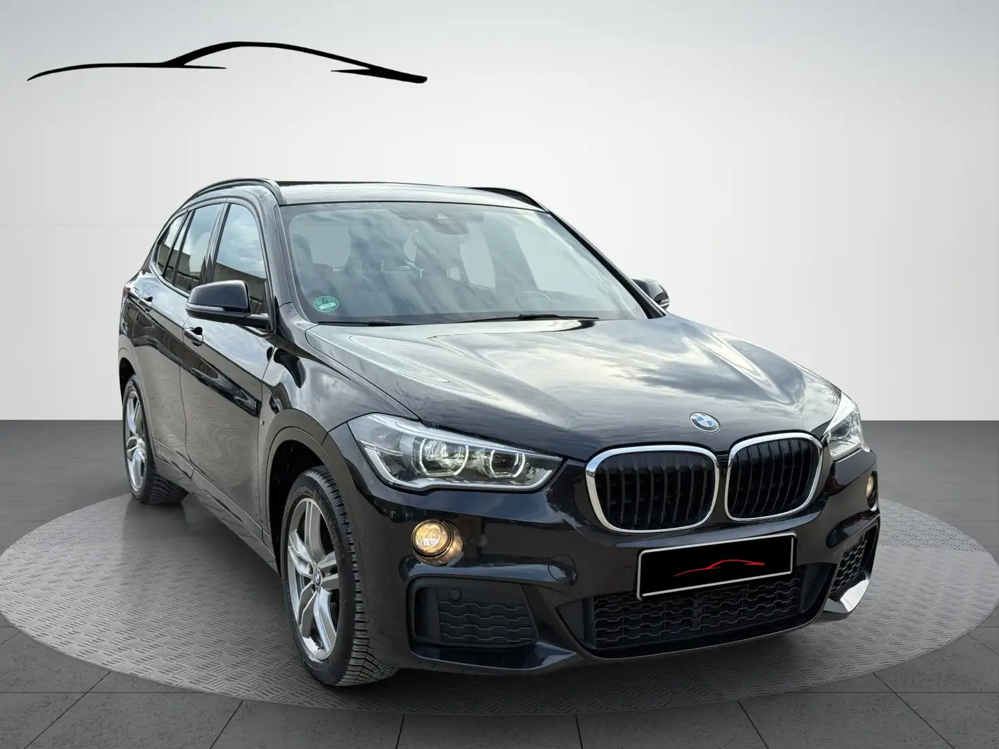BMW X1 sDrive 18 d M Sport Black - 1