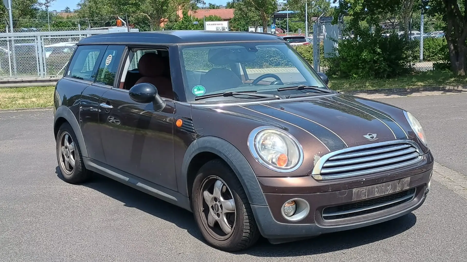 MINI Cooper Clubman Cooper Brown - 1