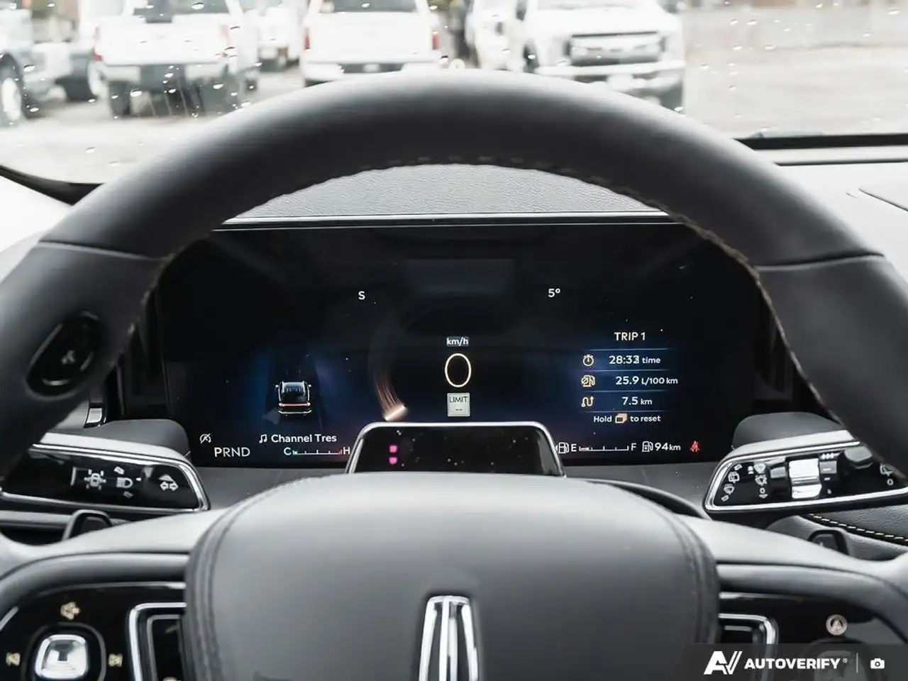 Lincoln Aviator снимка Lincoln Aviator