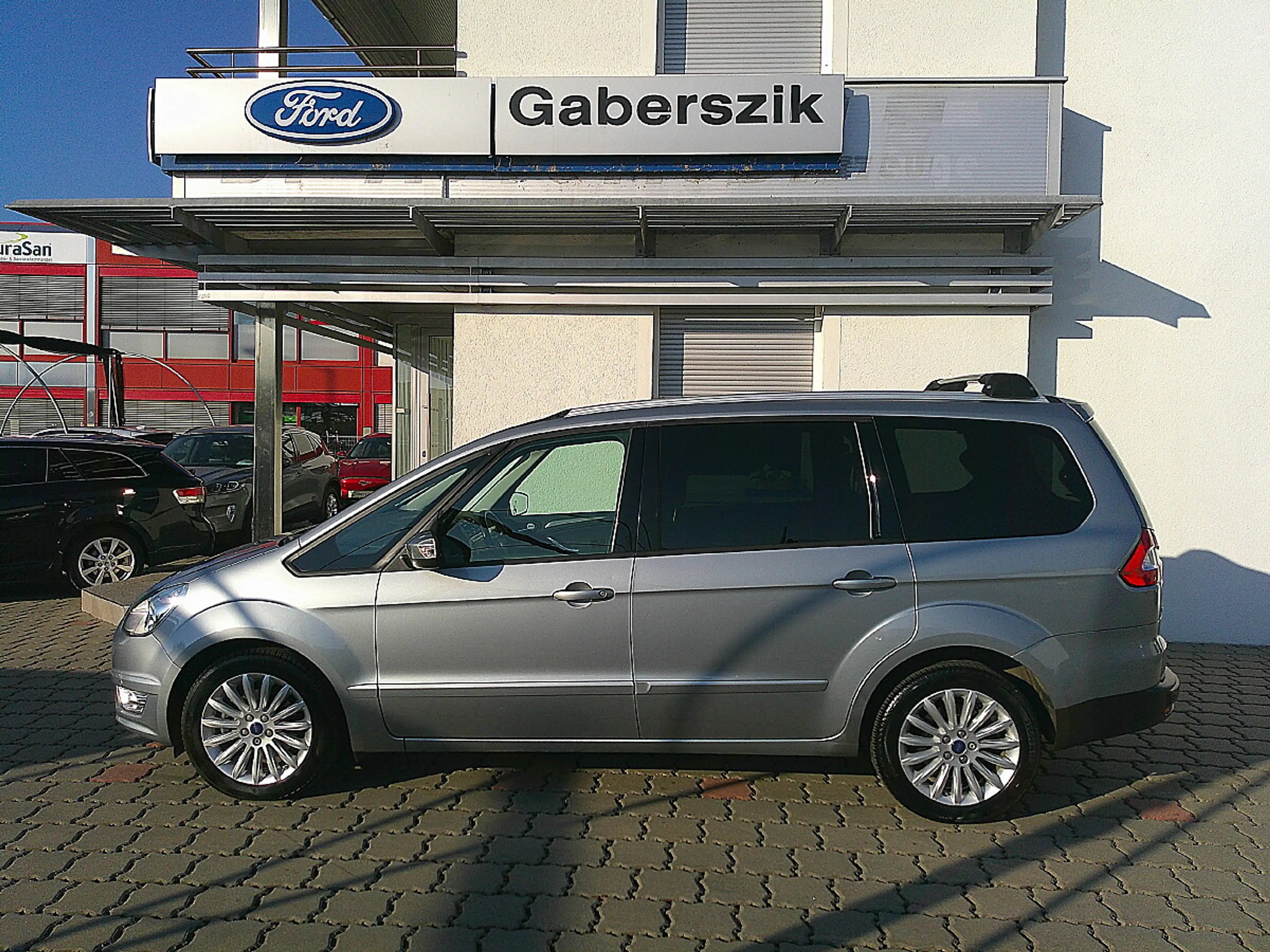 Ford Galaxy Business Plus 2,0 TDCi — photo 2