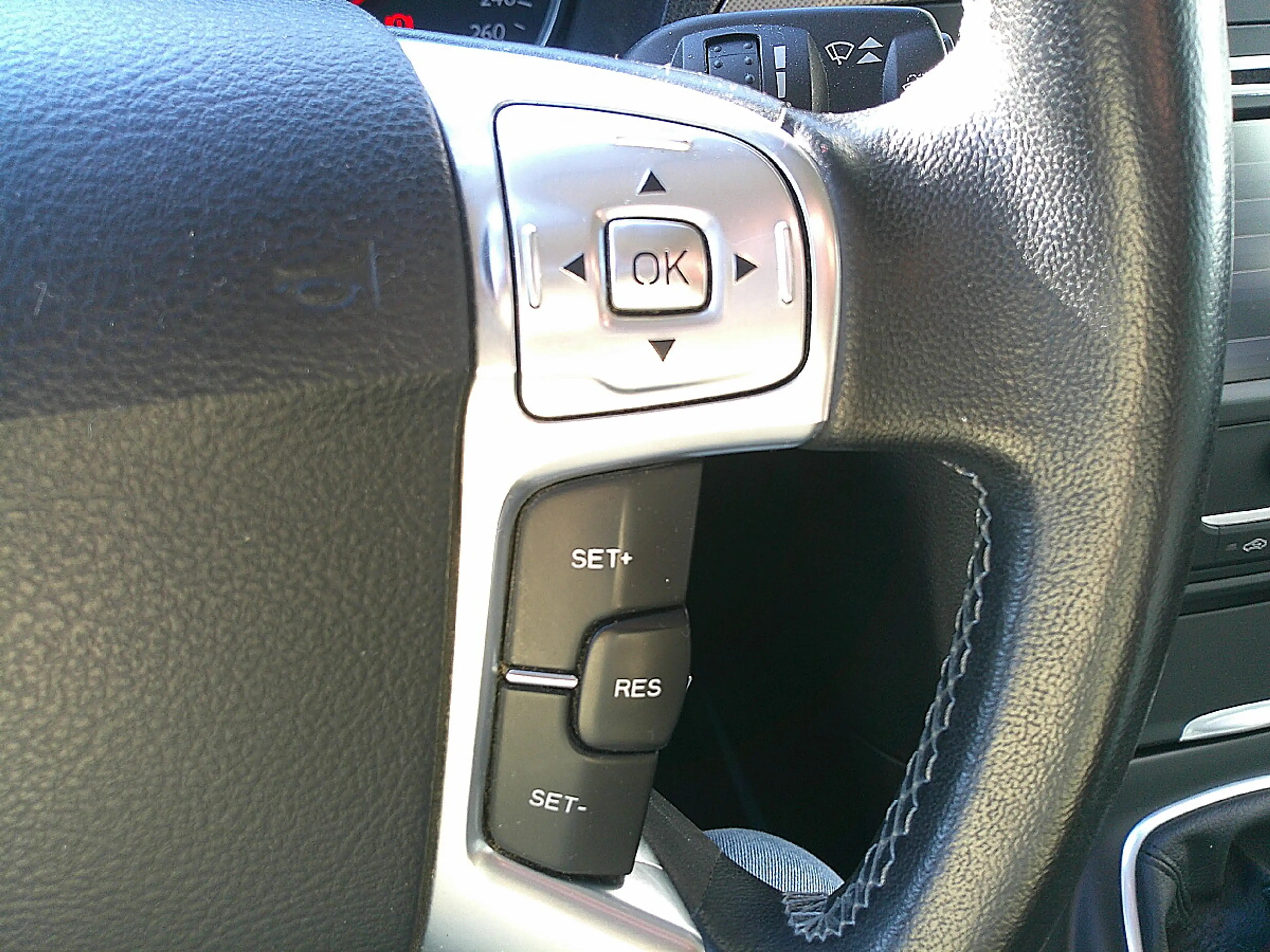 Ford Galaxy Business Plus 2,0 TDCi — photo 13