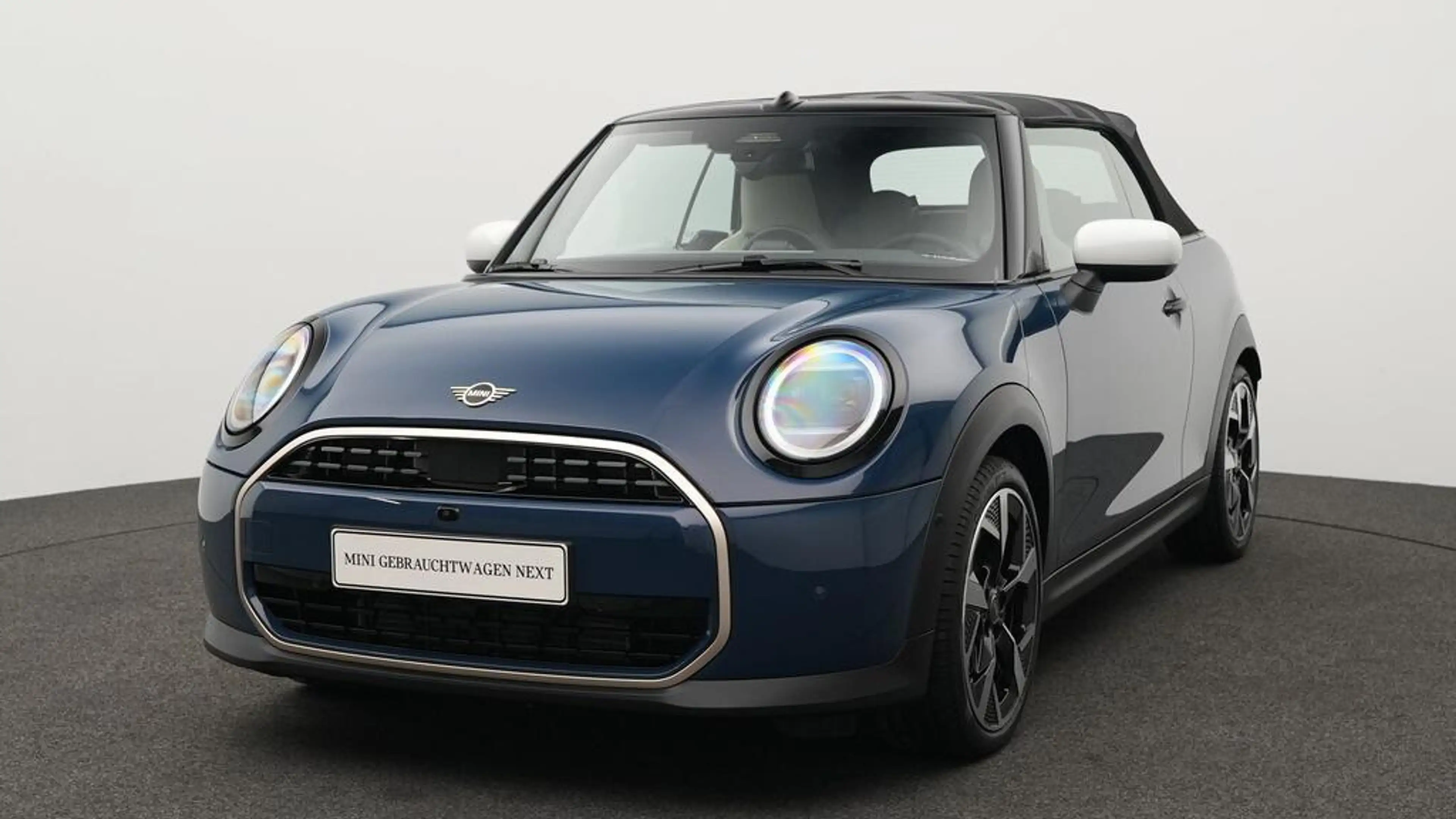 MINI Cooper C Cabrio Favoured Trim