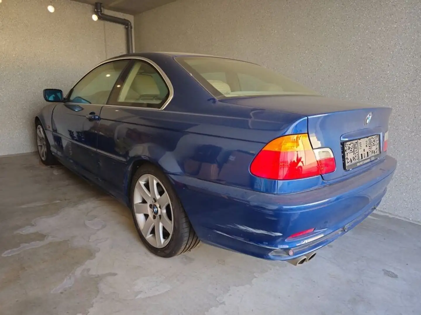 BMW 330 330Ci - 1