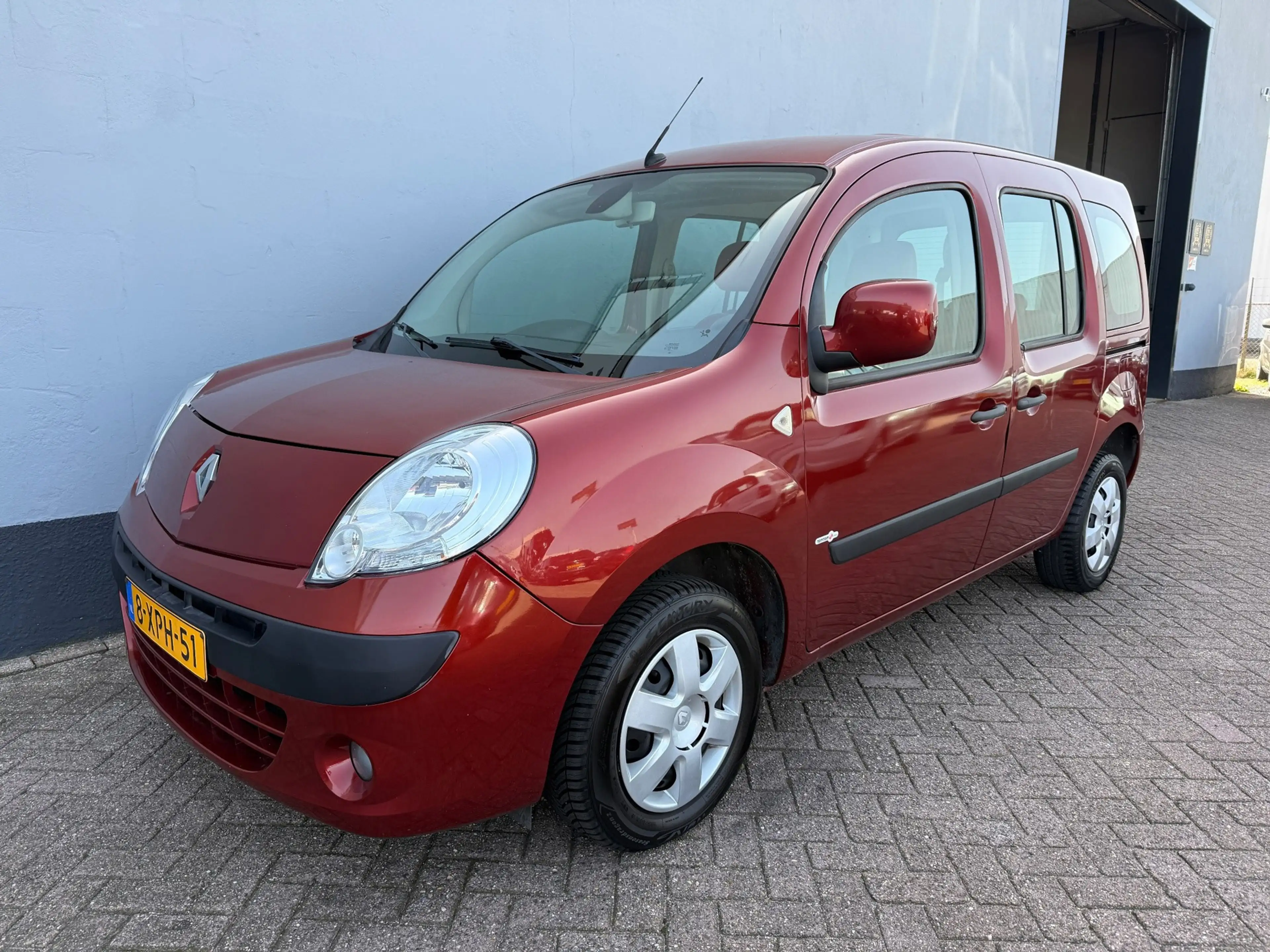Renault Kangoo Family 1.6-16V Privilège Automaat - Invalide Bestu