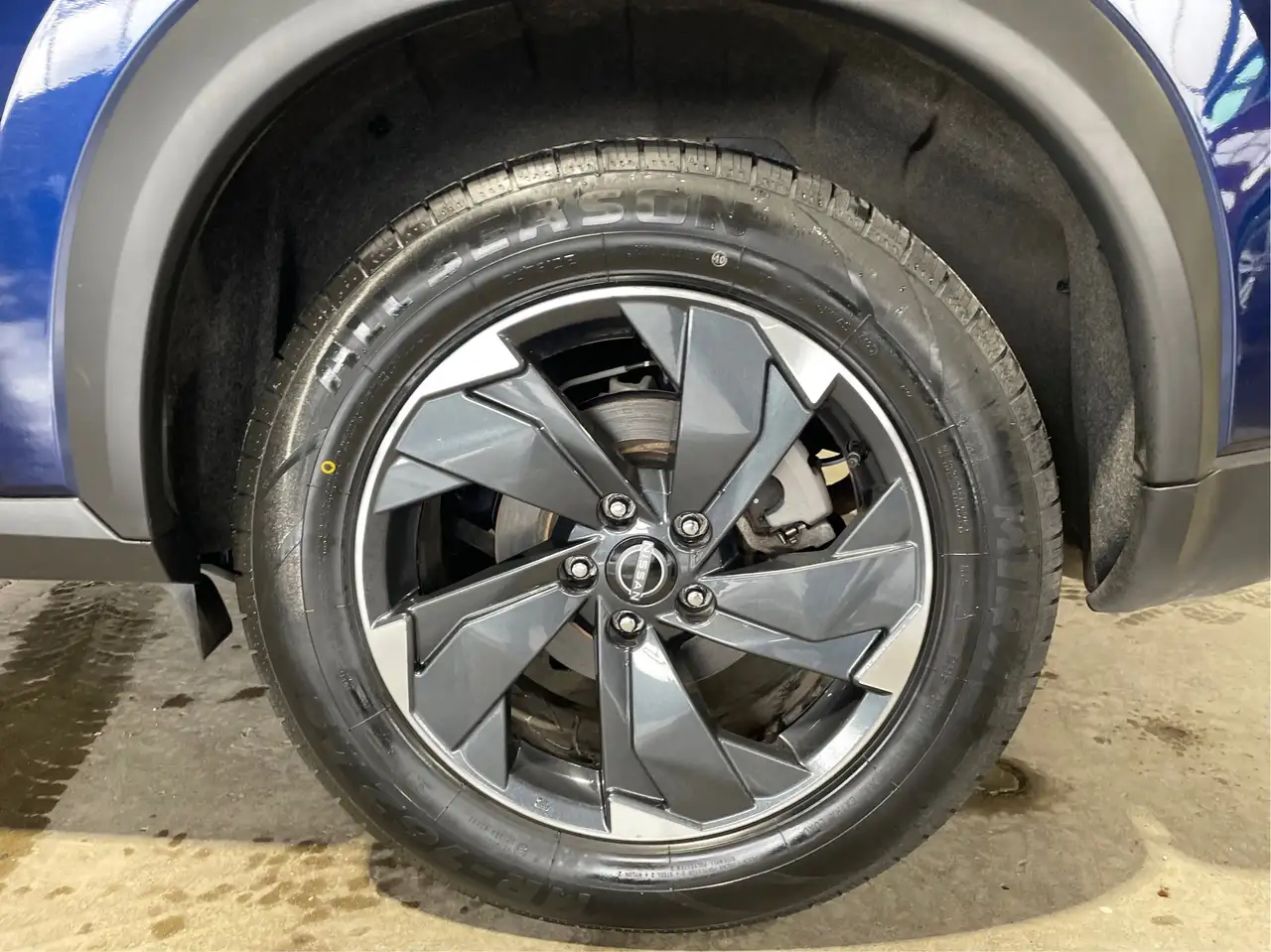 Nissan Rogue снимка Nissan Rogue
