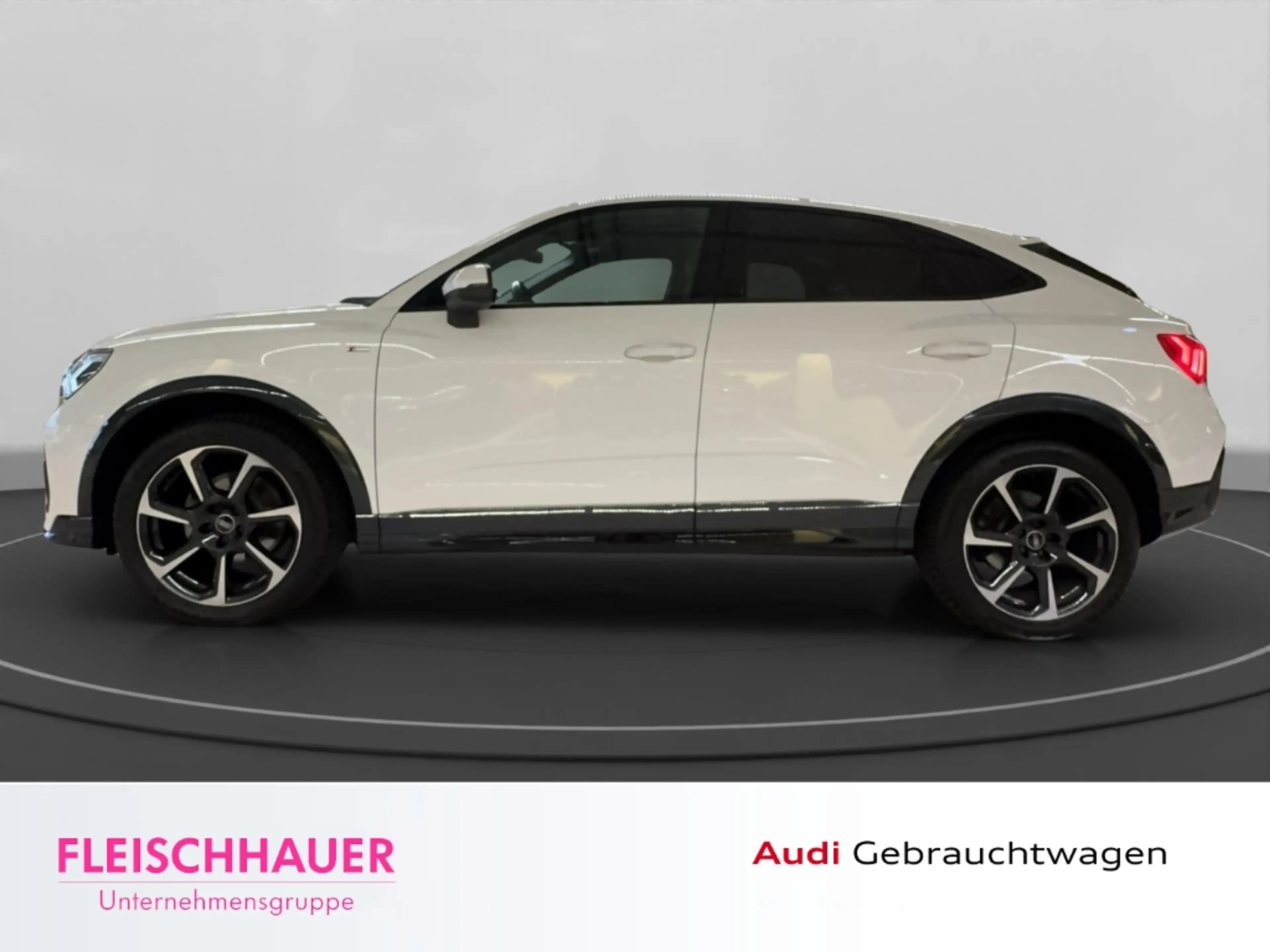 Audi Q3 Sportback 35 TFSI S line LED+ACC+NAVI+PDC V&H+BUSI — photo 3