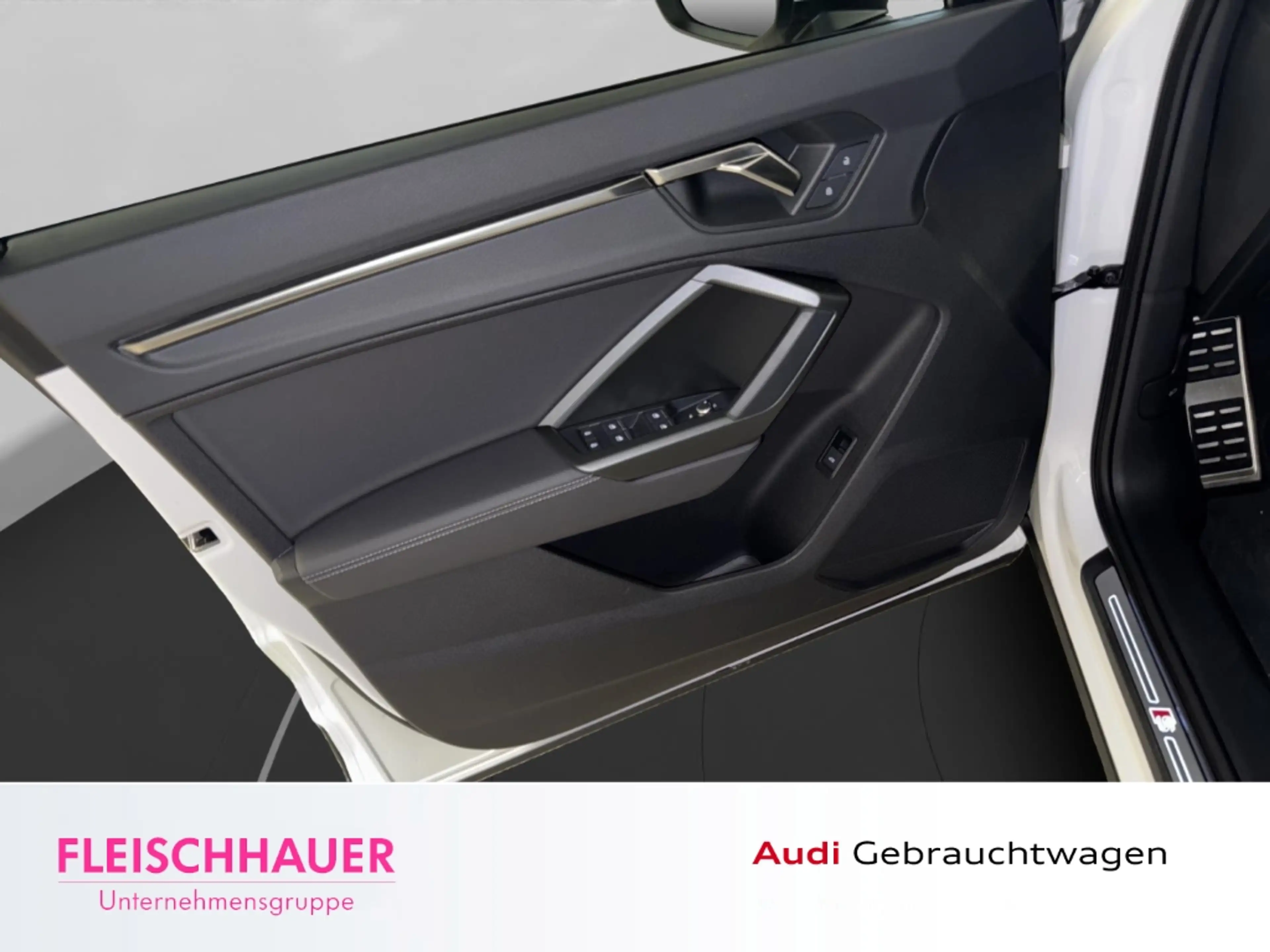 Audi Q3 Sportback 35 TFSI S line LED+ACC+NAVI+PDC V&H+BUSI — photo 8