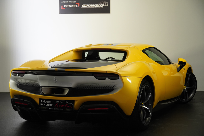 Ferrari 296 GTB Assetto Fiorano — photo 4