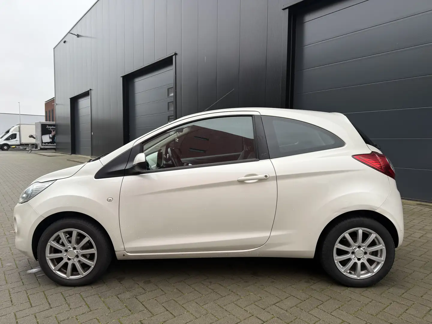 Ford Ka/Ka+ Ka/Ka 1.2 Titanium X s/s Biały - 2