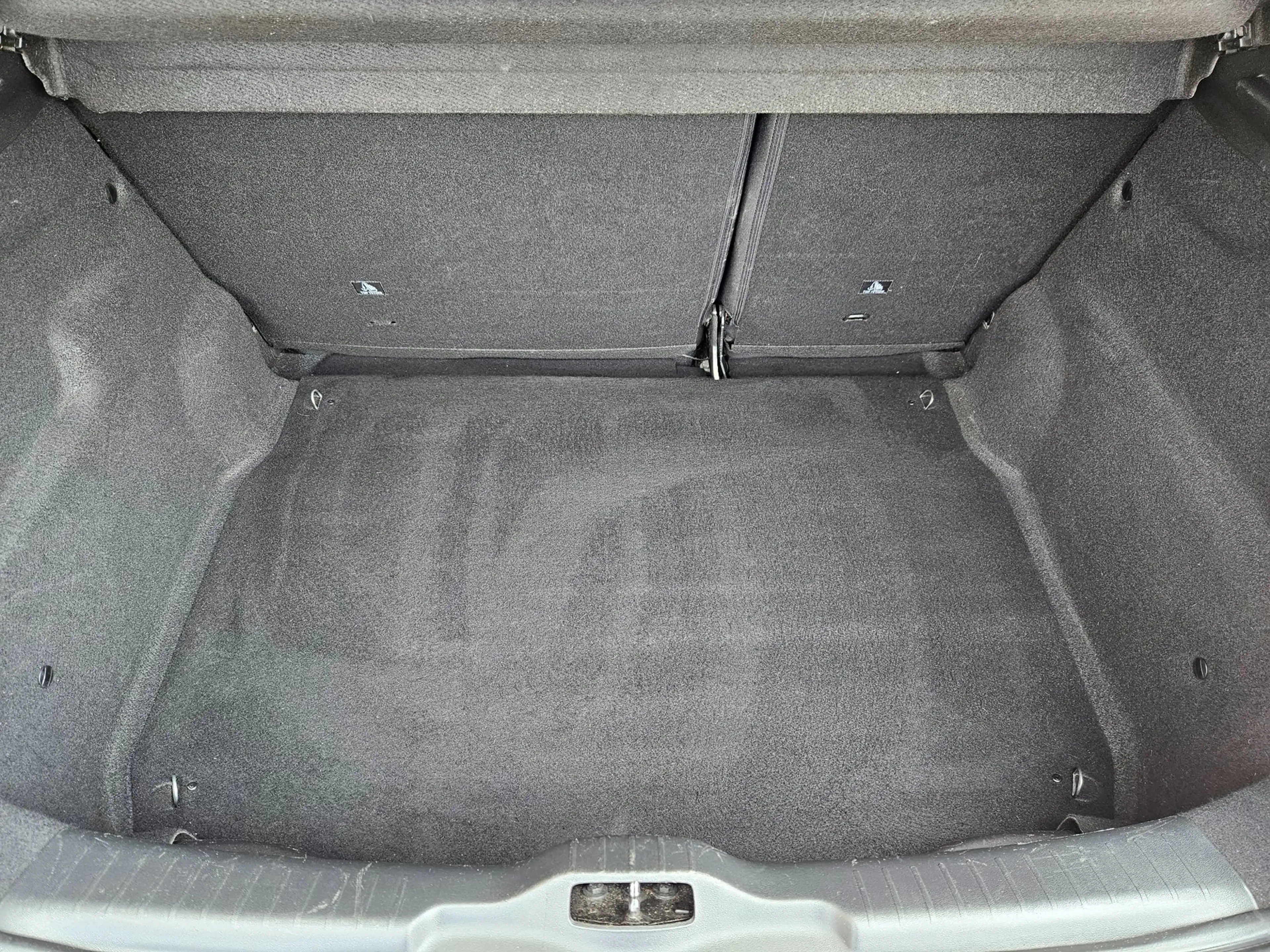 Citroen C4 Cactus 1.2 PureTech Shine Camera Navi 17" — photo 11