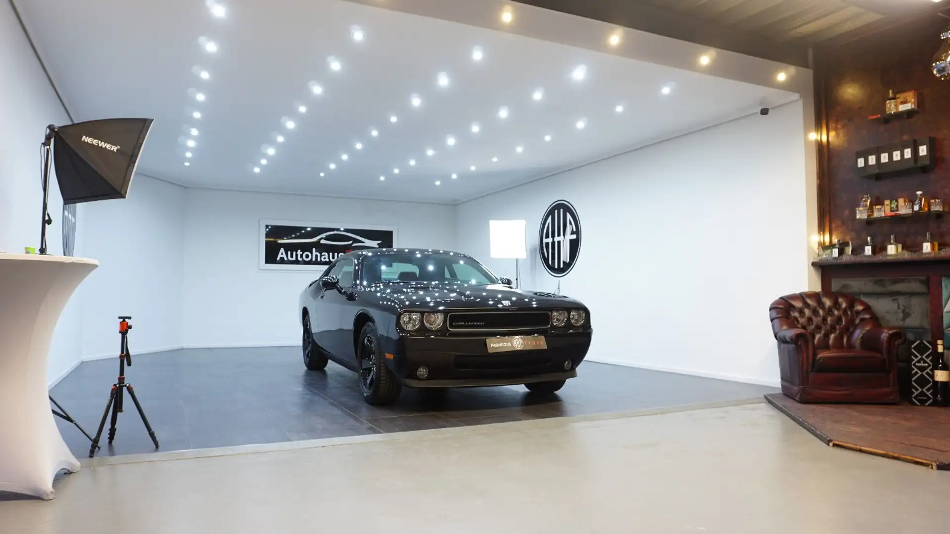 Dodge Challenger *NAVI*Bluetooth*Allwetterreifen*USB* Negru - 1