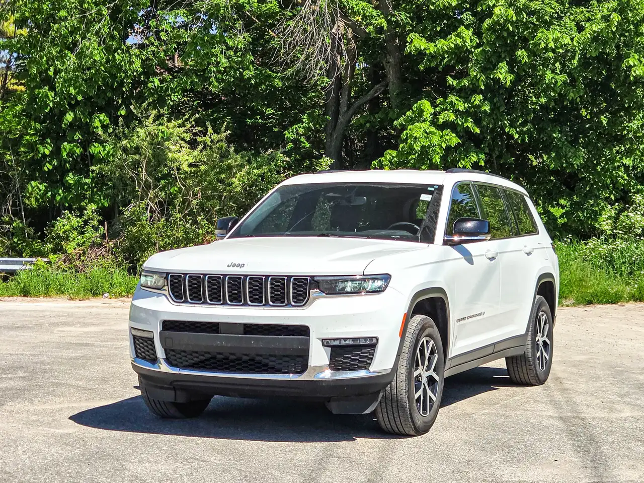 Jeep Grand Cherokee снимка Jeep Grand Cherokee