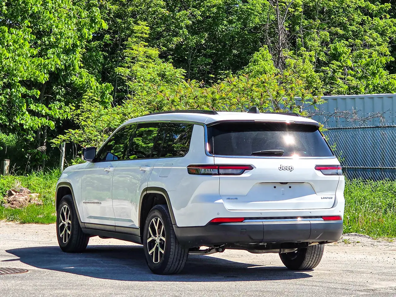 Jeep Grand Cherokee снимка Jeep Grand Cherokee