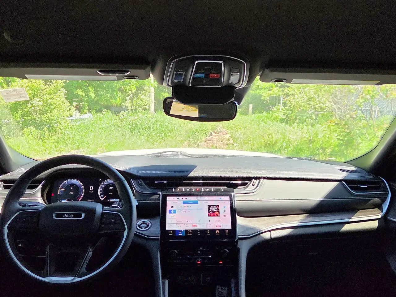 Jeep Grand Cherokee снимка Jeep Grand Cherokee