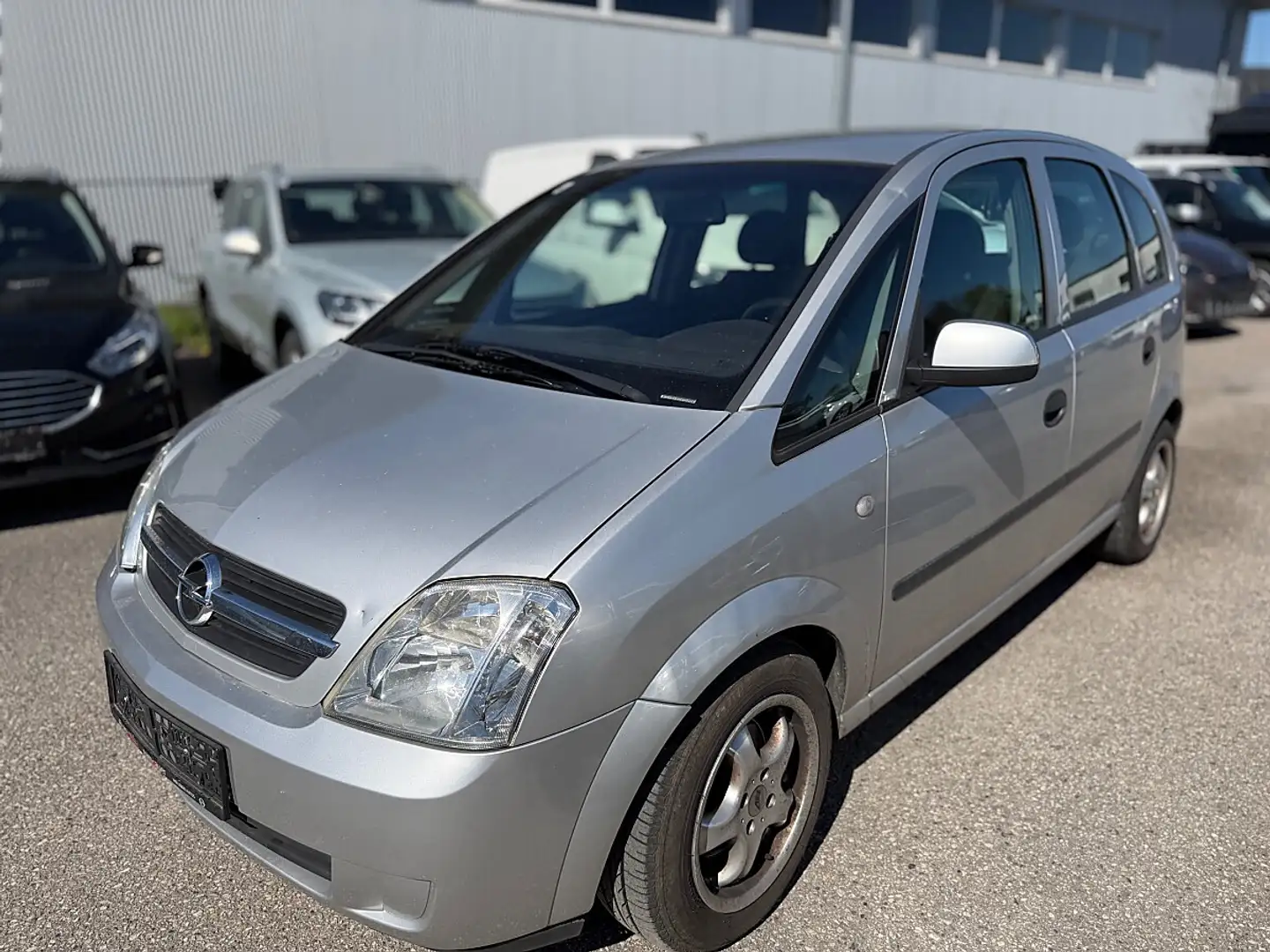 Opel Meriva Grau - 1