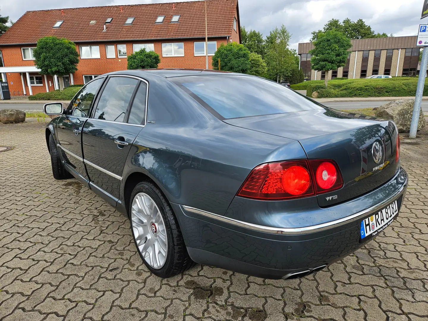 Volkswagen Phaeton Phaeton 6.0 W12 4MOTION Automatik(4 Sitzer) Grau - 2
