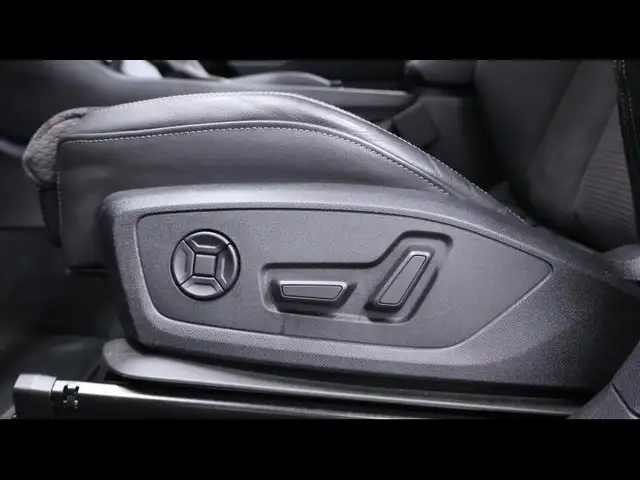 Audi Q3 view 27