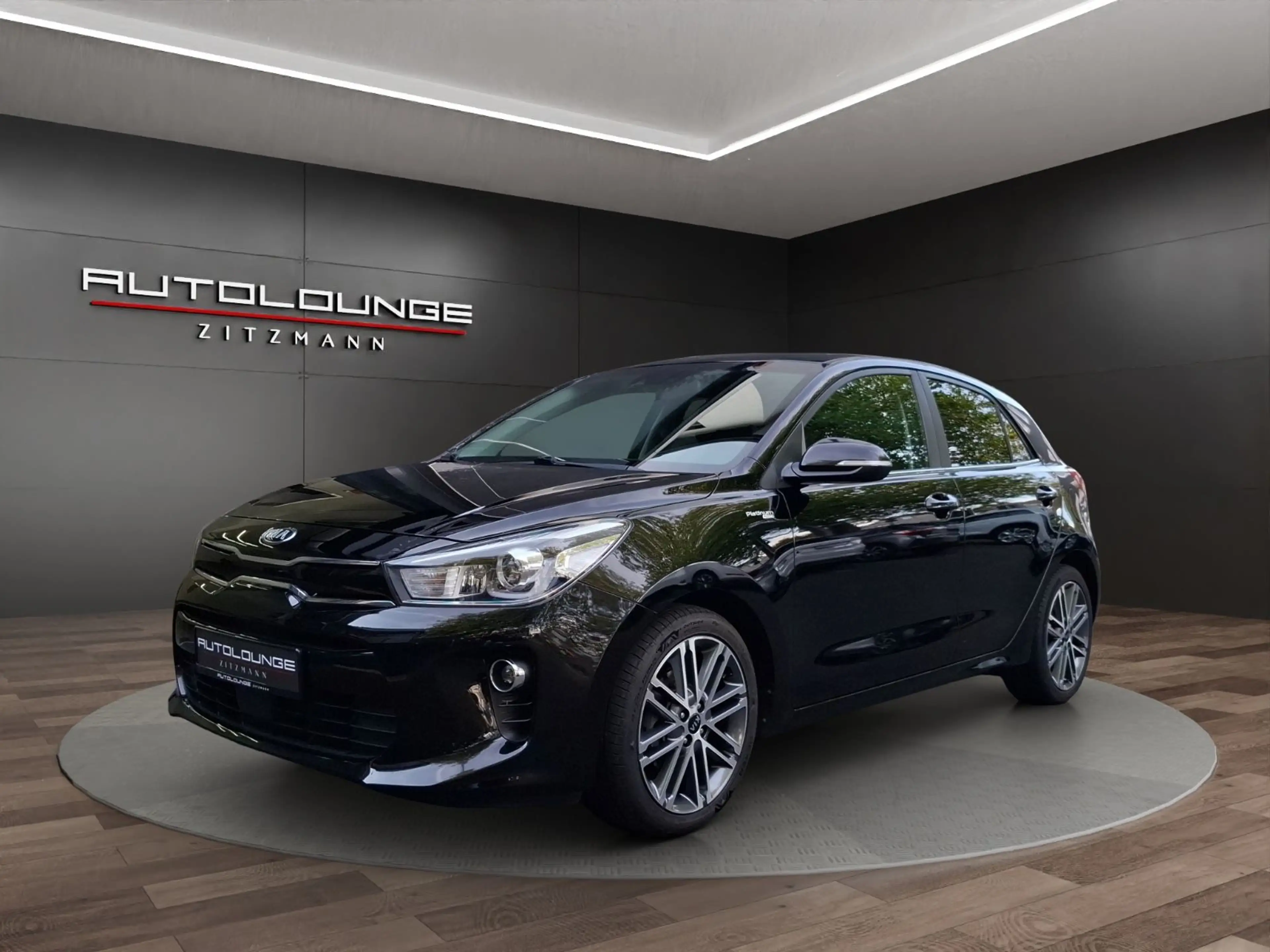 Kia Rio Platinum Edition Kamera PDC Tempom. Leder