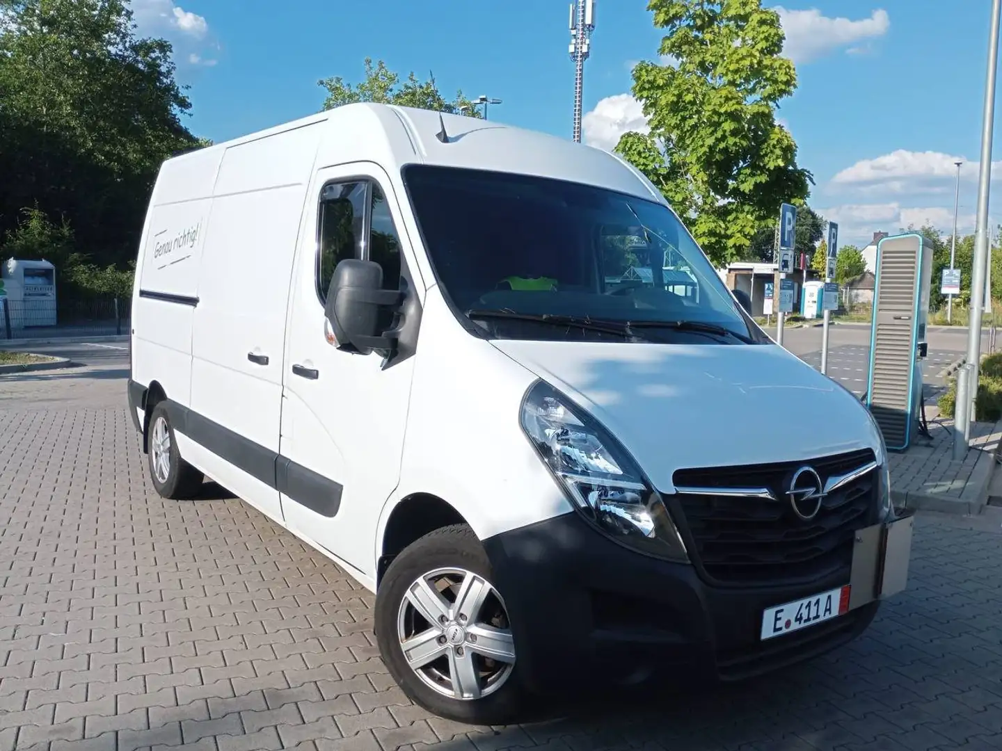 Opel Movano Movano 2.3 L3H2 2WD VA S Biały - 1