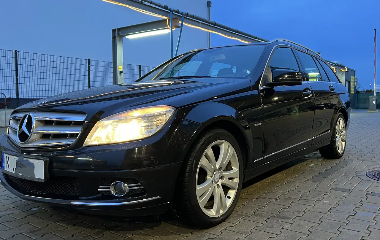 Mercedes-Benz C 220