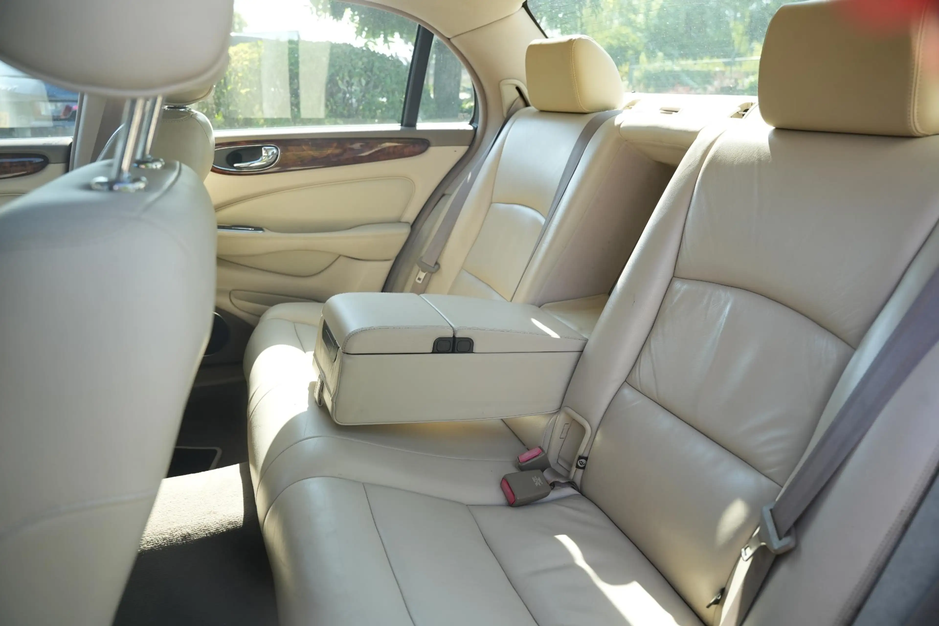 Jaguar XJR 4.2 V8 S/C Youngtimer Schuifdak Leer Navi Stoelver — photo 4