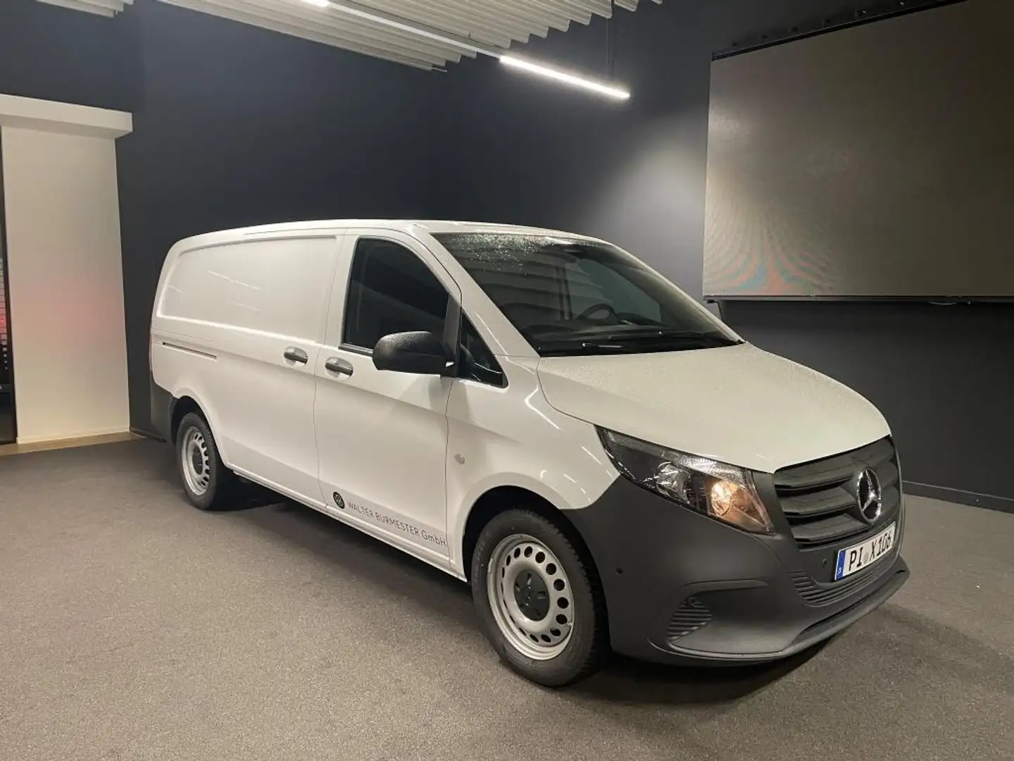 Mercedes-Benz Vito 114 CDI Kasten lang +MBUX+AHK+DAB+SHZ Weiß - 1