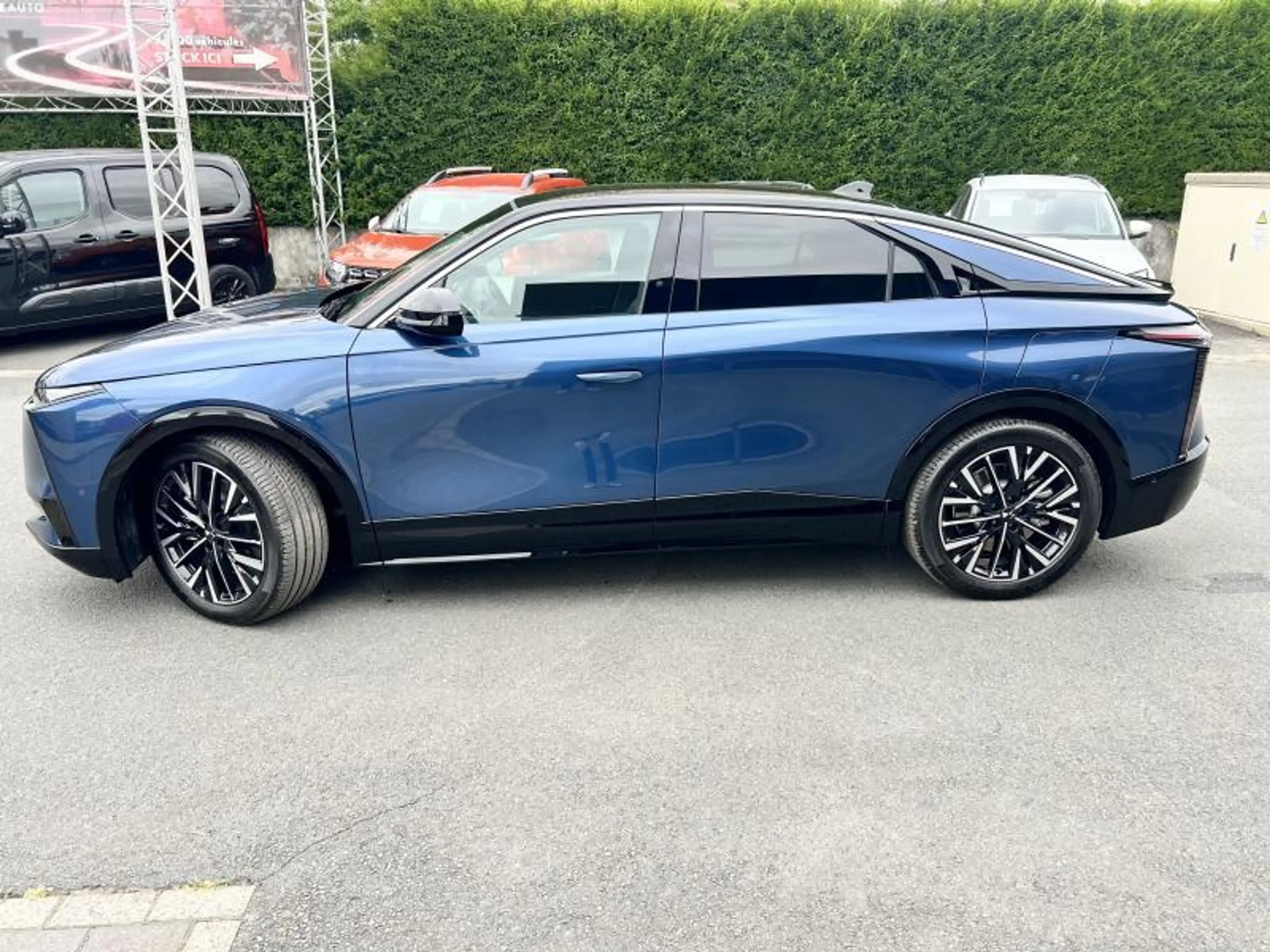 DS Automobiles DS N°8 ETOILE FWD 230 HP — photo 2