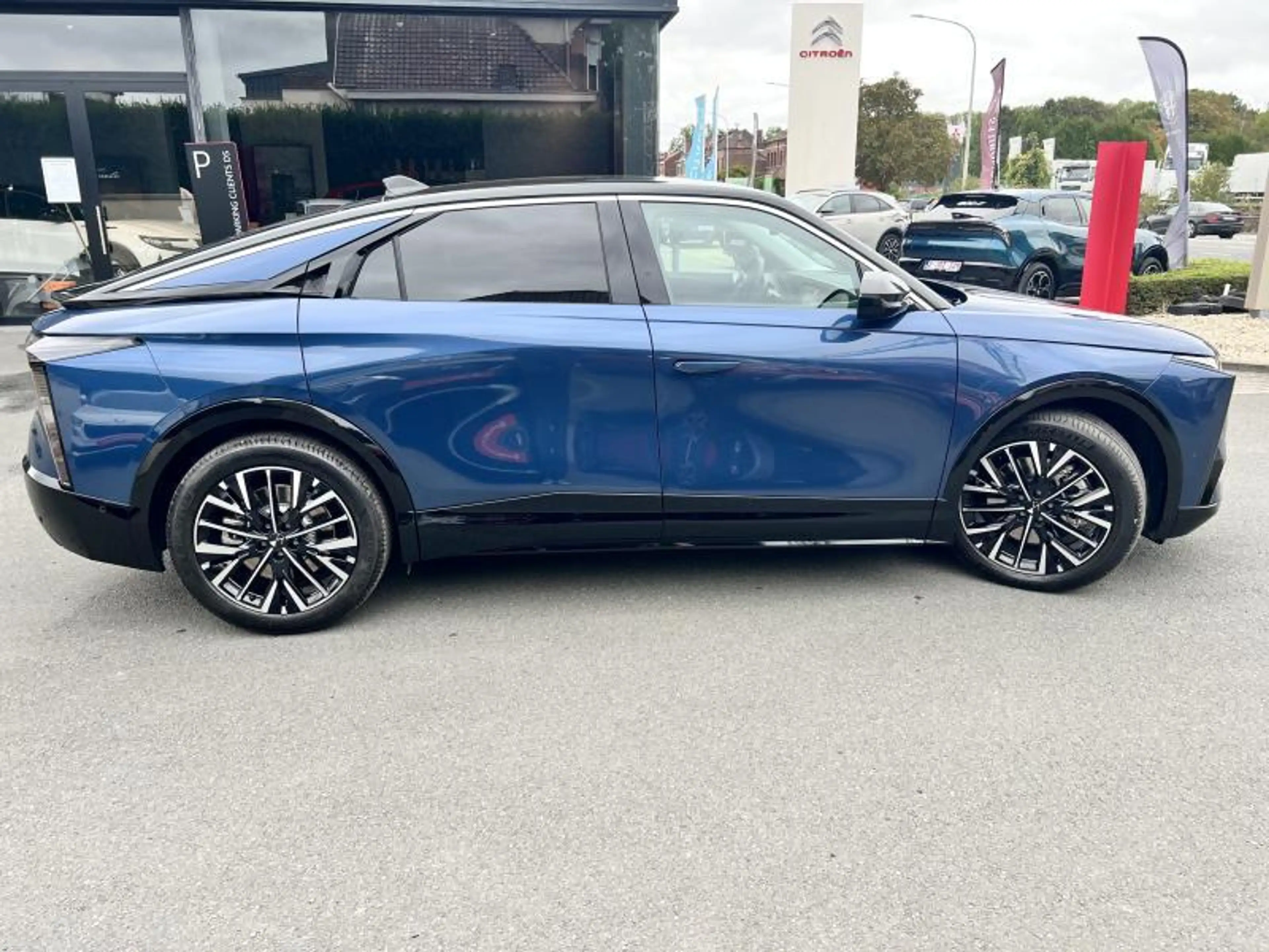 DS Automobiles DS N°8 ETOILE FWD 230 HP — photo 6