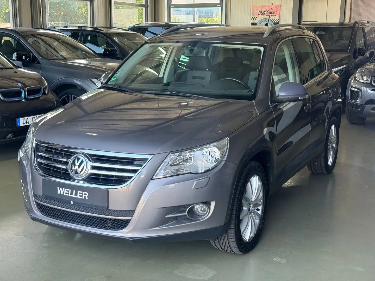Volkswagen Tiguan Sport & Style 4Motion Grau - 1