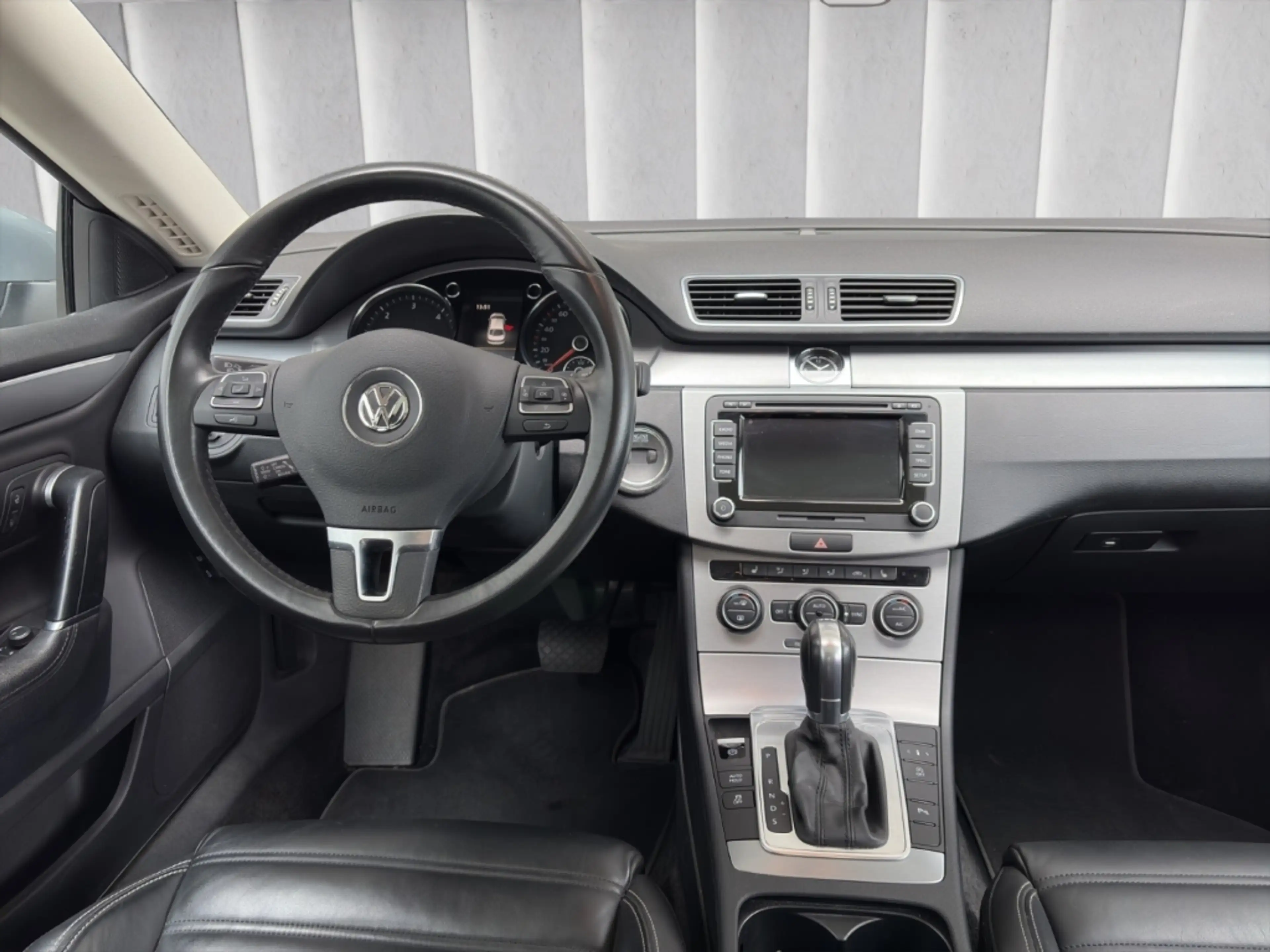 Volkswagen CC 2.0 TDI LEDER+NAVI+PANO+XENON+EL.SITZE — photo 9