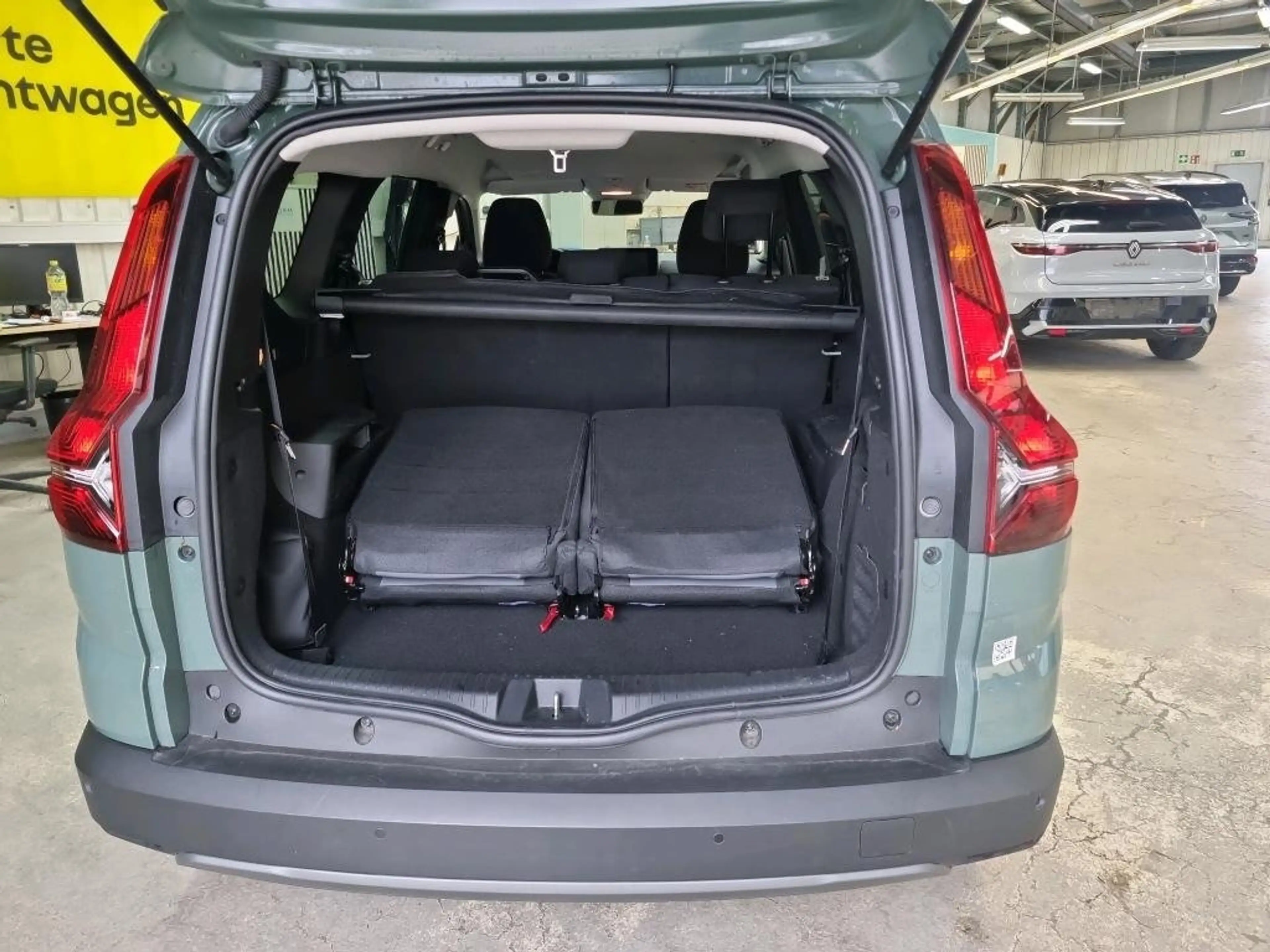 Dacia Jogger EXTREME TCe 110 RENEW Extreme 7-SITZER+NAVI+SHZ — photo 21