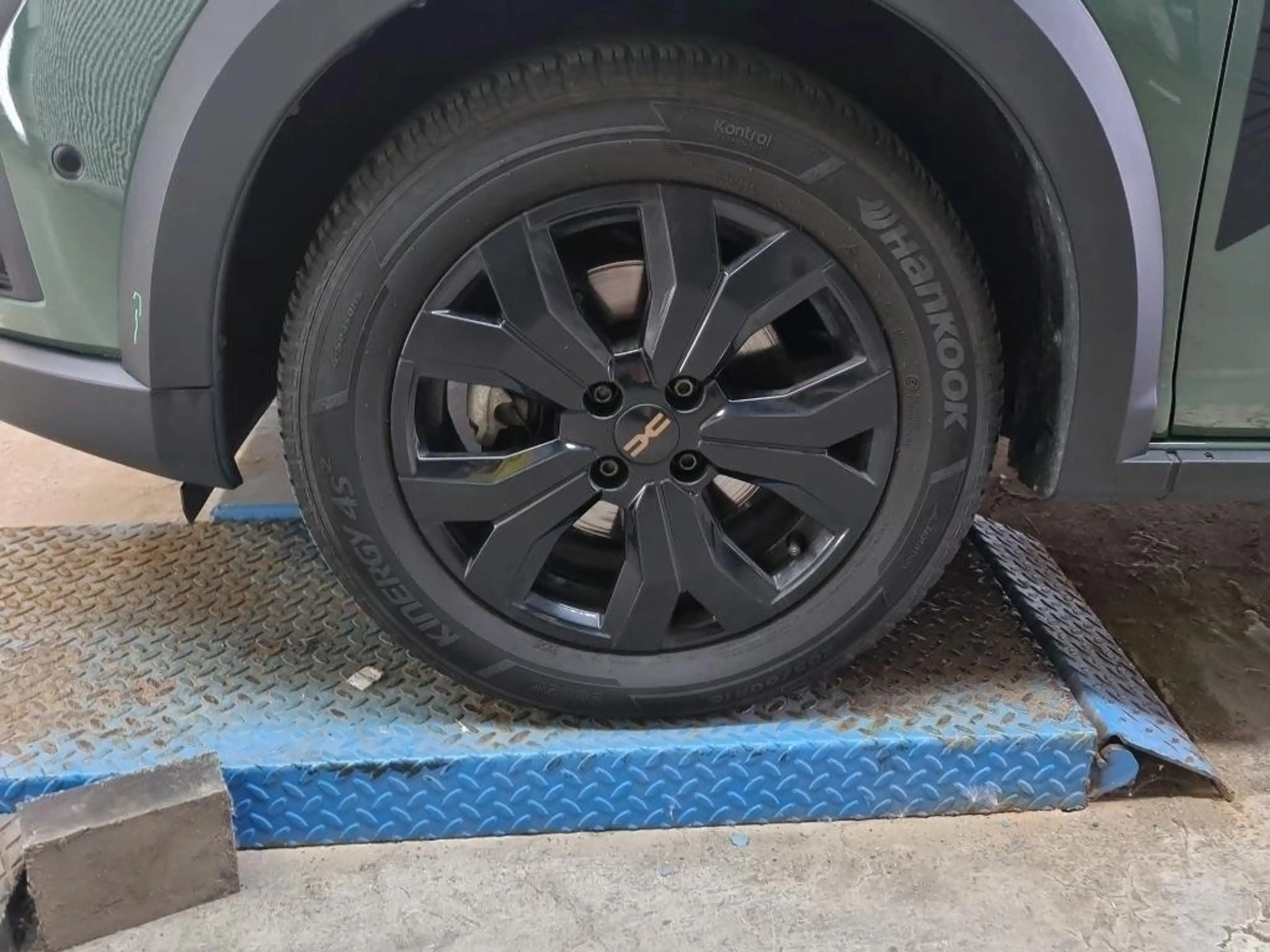Dacia Jogger EXTREME TCe 110 RENEW Extreme 7-SITZER+NAVI+SHZ — photo 20