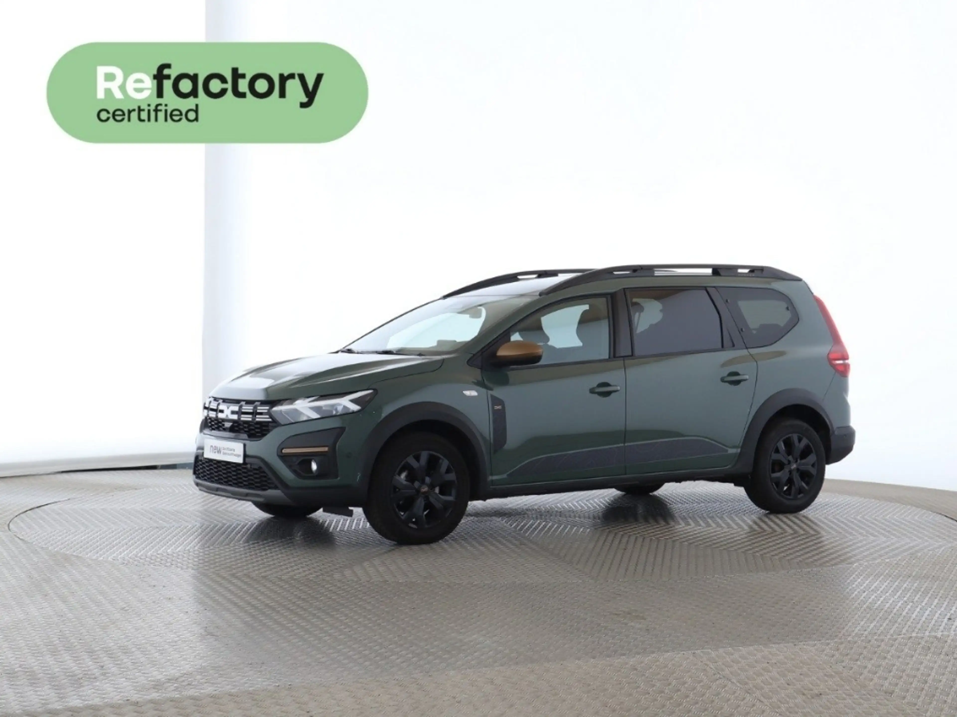 Dacia Jogger EXTREME TCe 110 RENEW Extreme 7-SITZER+NAVI+SHZ — photo 2