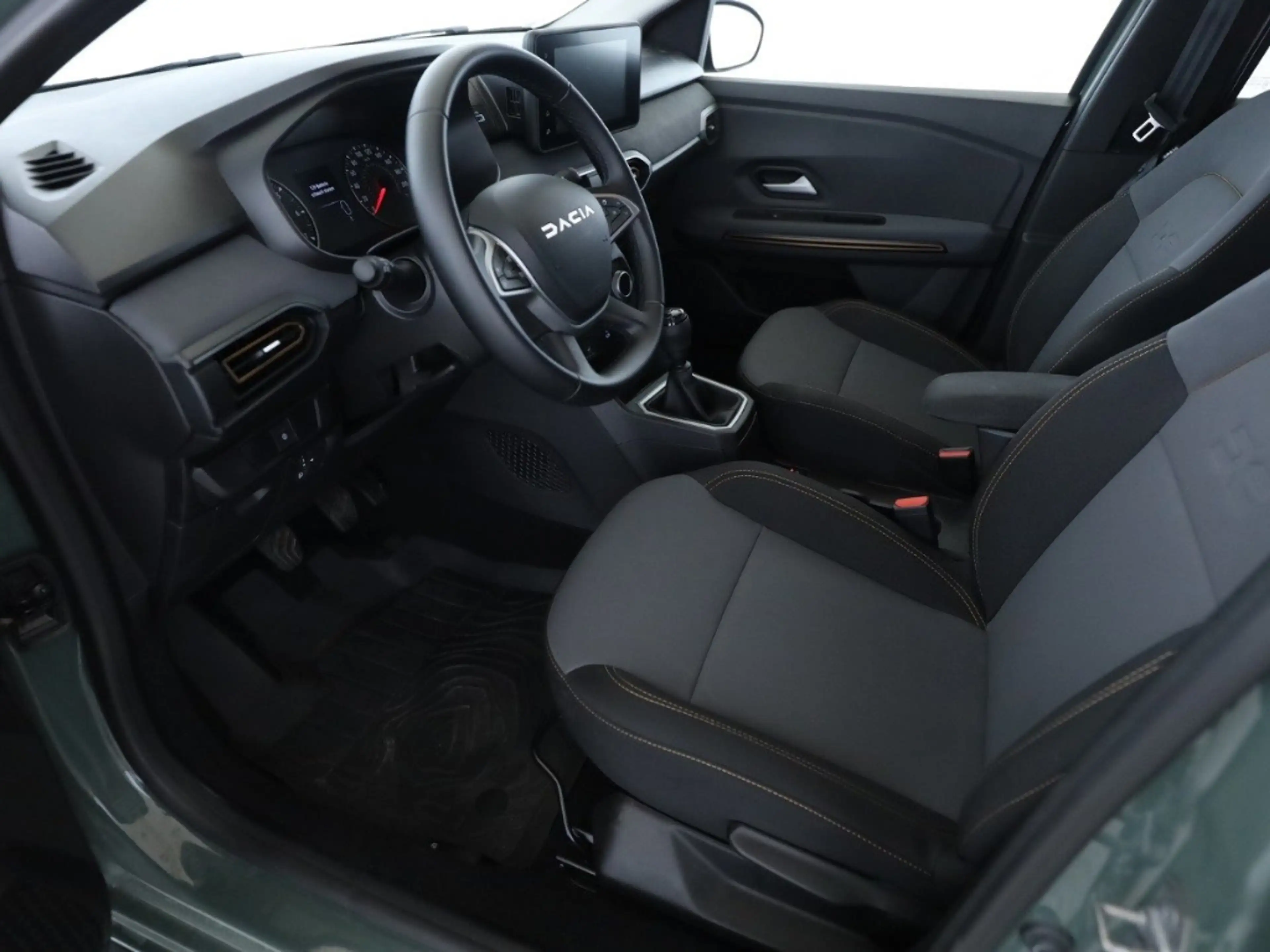 Dacia Jogger EXTREME TCe 110 RENEW Extreme 7-SITZER+NAVI+SHZ — photo 12