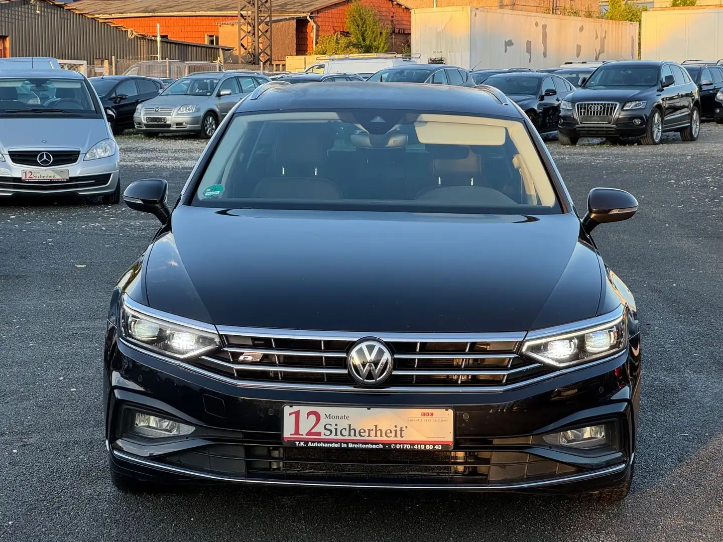 Volkswagen Passat Variant Elegance R-LINE/SHZ/AHK/EURO 6 Negro - 2