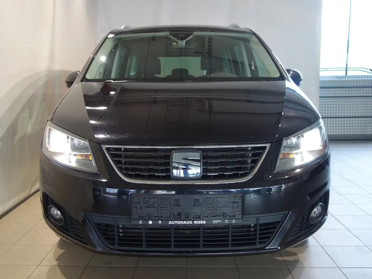 SEAT Alhambra Xcellence 4Drive DSG TDI Schwarz - 2