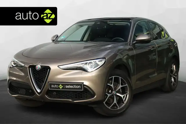 Alfa Romeo Stelvio 2.0 T AWD Super / Pano / Camera
