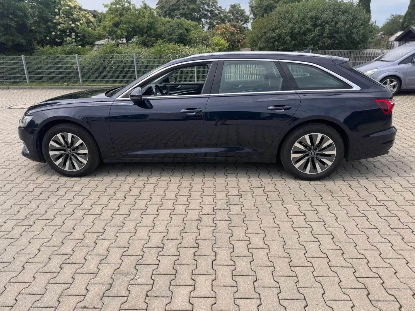 Audi A6 Avant 40 TDI sport ACC AHK 18 Zoll VIRTUAL Blau - 2