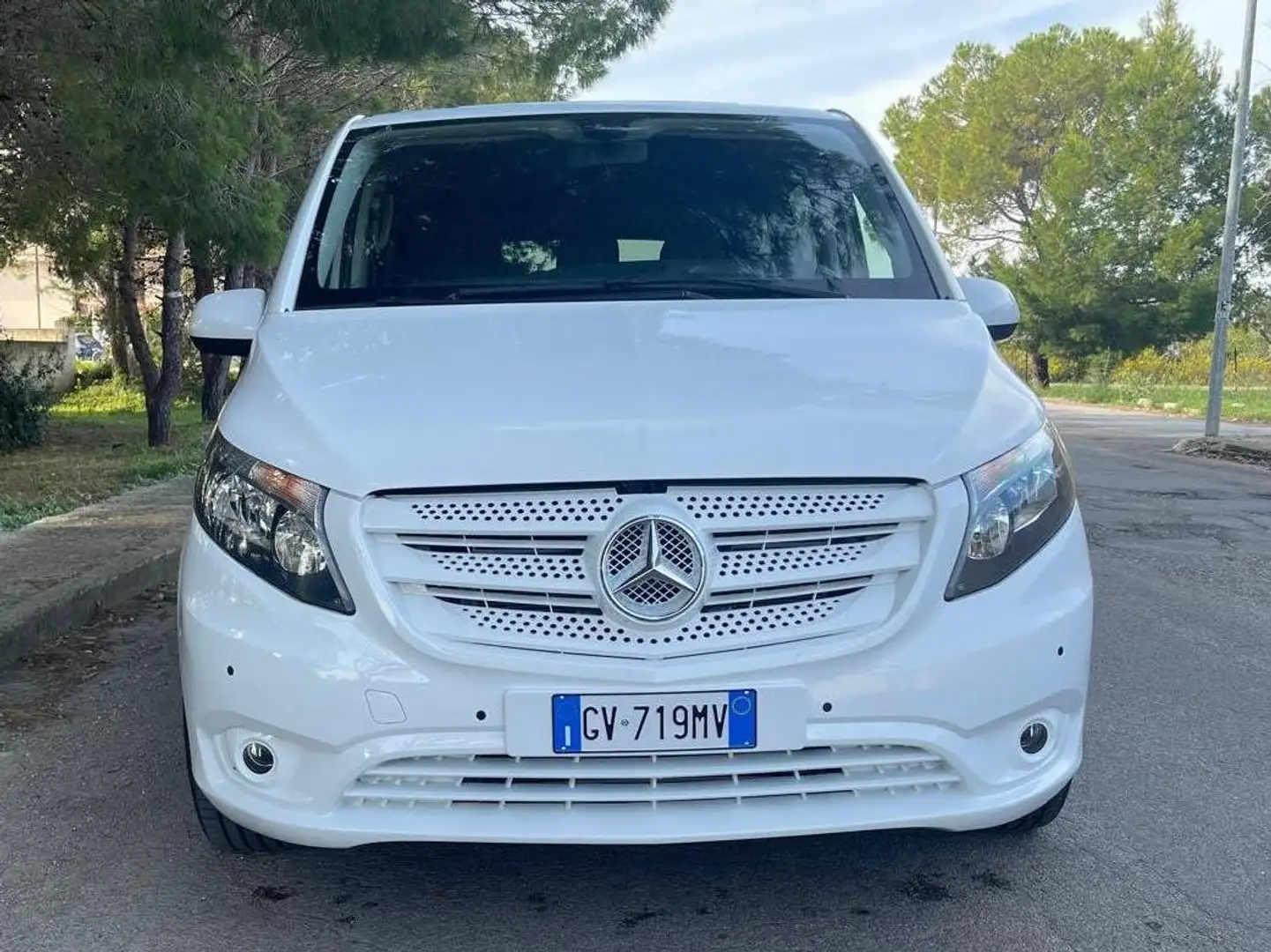 Mercedes-Benz Vito Tourer Bianco - 1