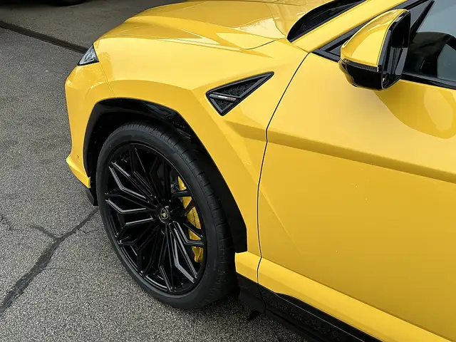 Lamborghini Urus URUS SE Aut. Ansicht 9