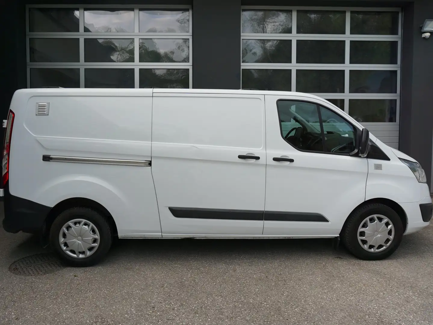 Ford Transit Custom 340 L2 Trend Weiß - 2