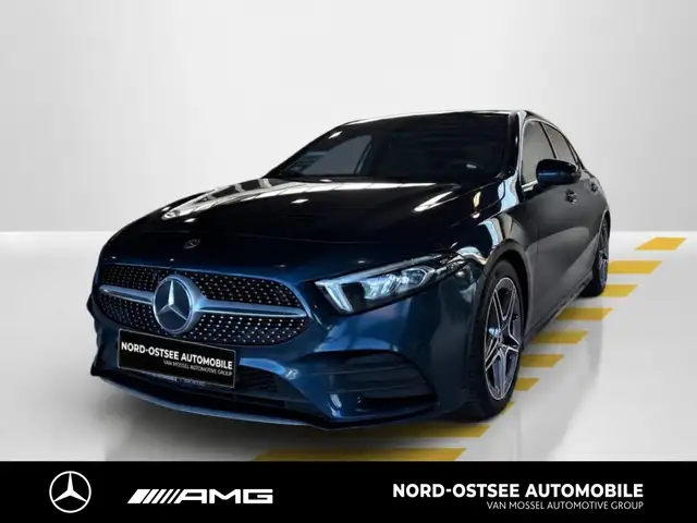 Mercedes-Benz A 200 AMG KAMERA TEMPO MBUX SITZHEIZUNG