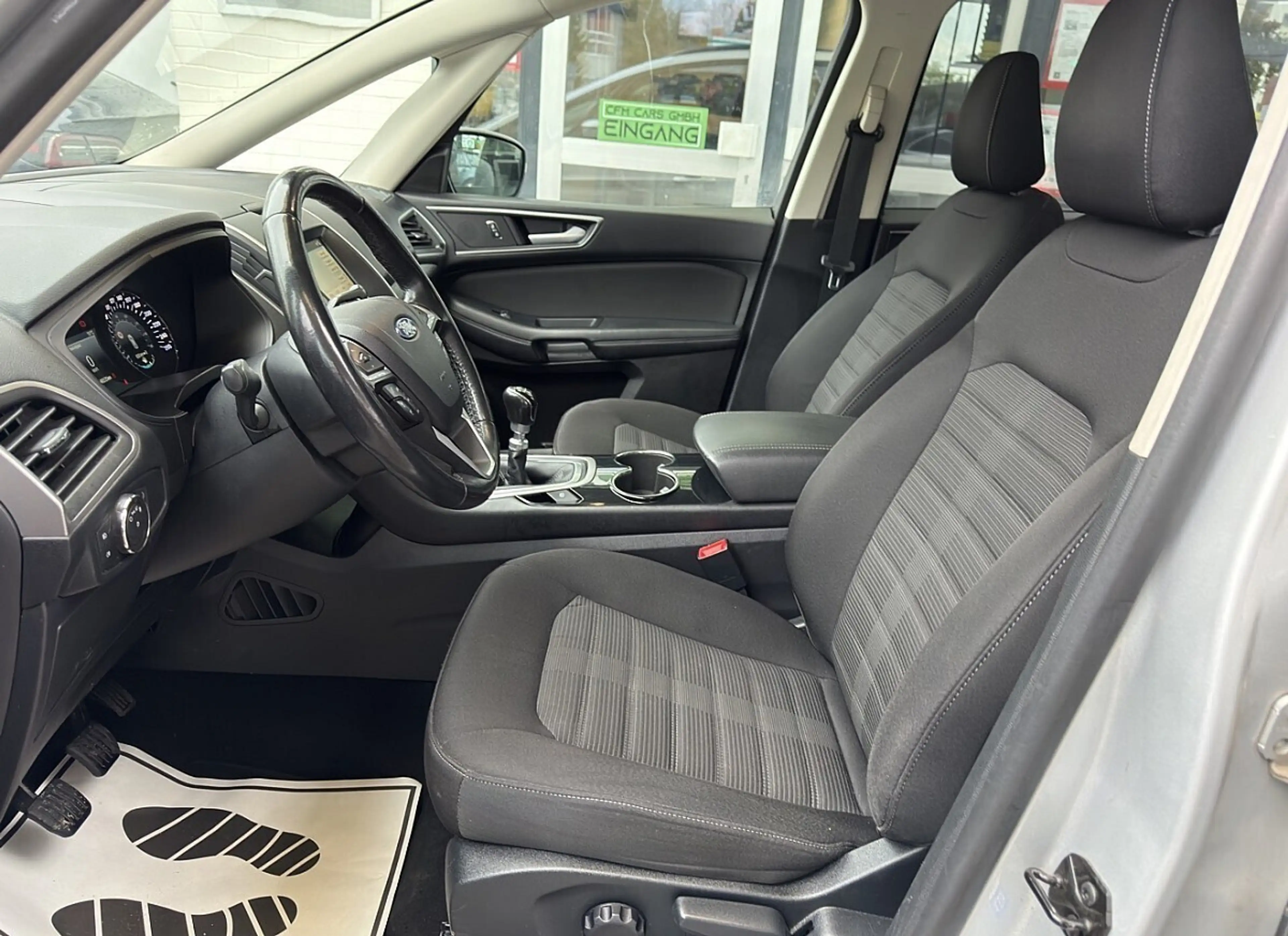 Ford Galaxy 2,0 EcoBlue SCR Business — photo 15