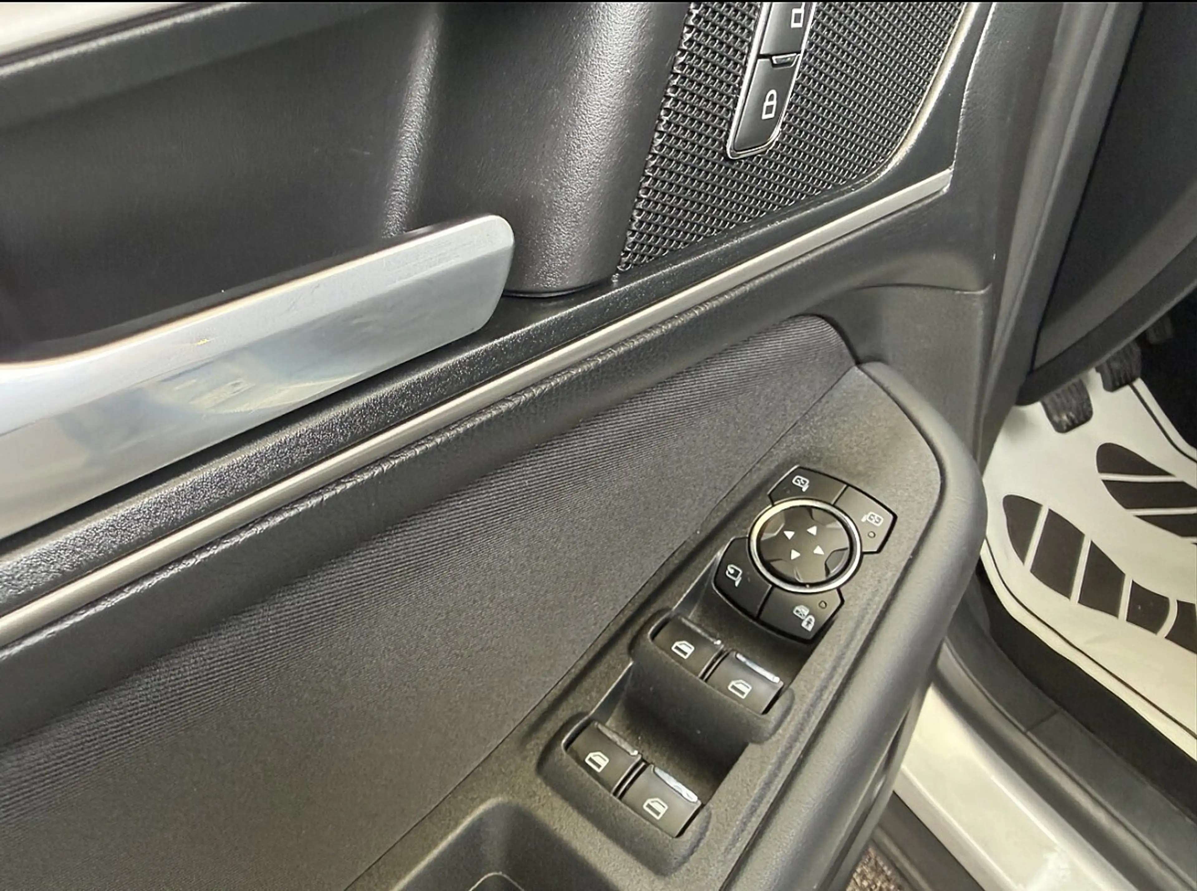 Ford Galaxy 2,0 EcoBlue SCR Business — photo 14