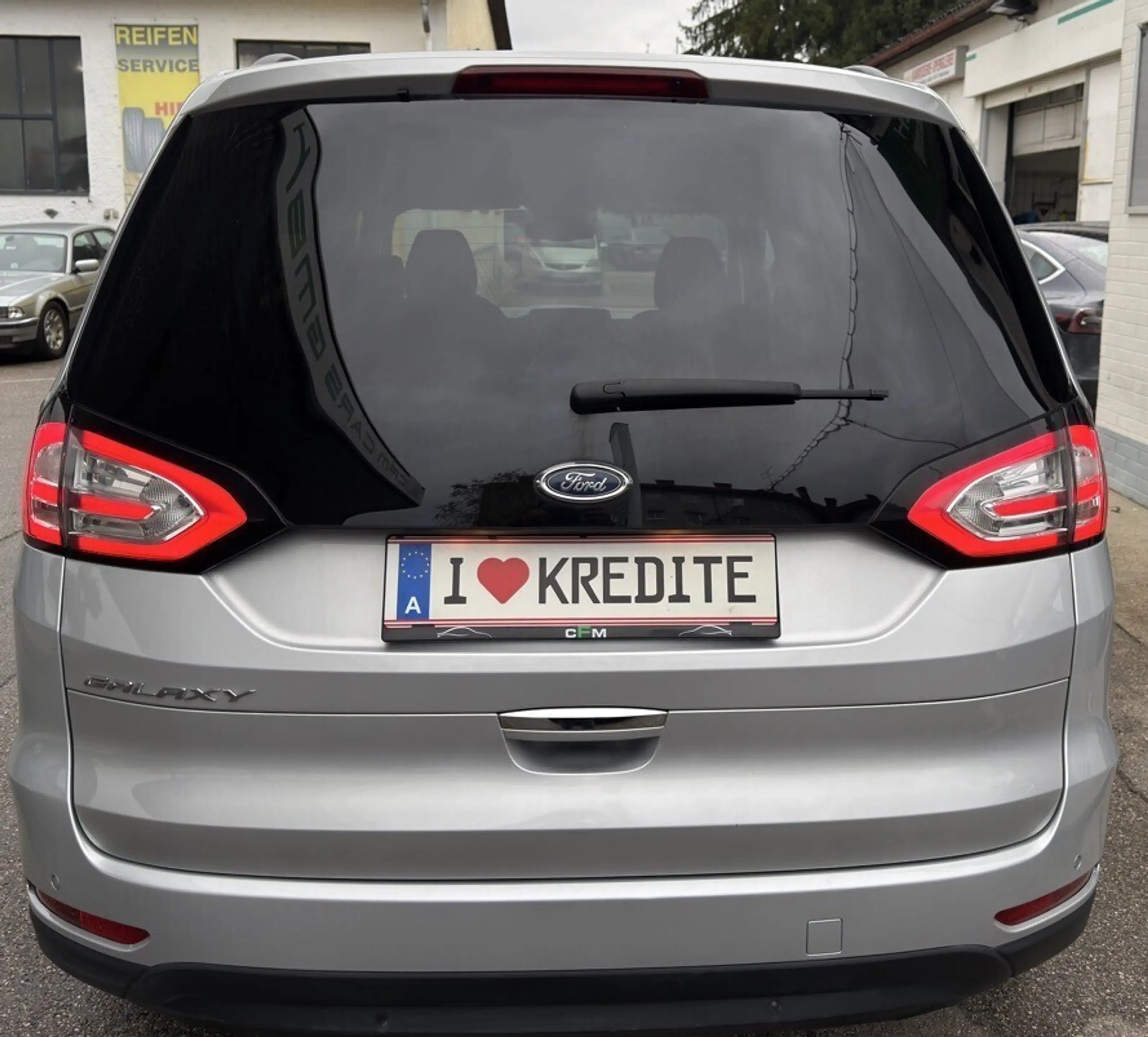 Ford Galaxy 2,0 EcoBlue SCR Business — photo 8