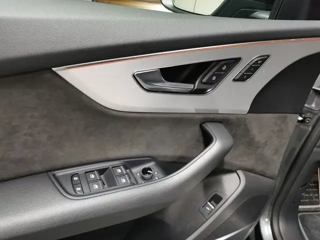 Audi Q8 S-line Daytona,Audi exclusive,RS Sitze,Head up,ACC Ansicht 23