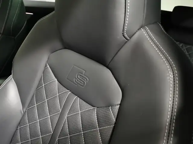 Audi Q8 S-line Daytona,Audi exclusive,RS Sitze,Head up,ACC Ansicht 27