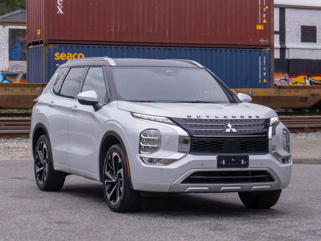 2024 Mitsubishi Outlander