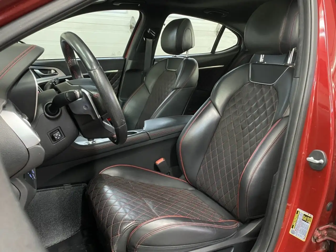 Genesis G70 снимка Genesis G70